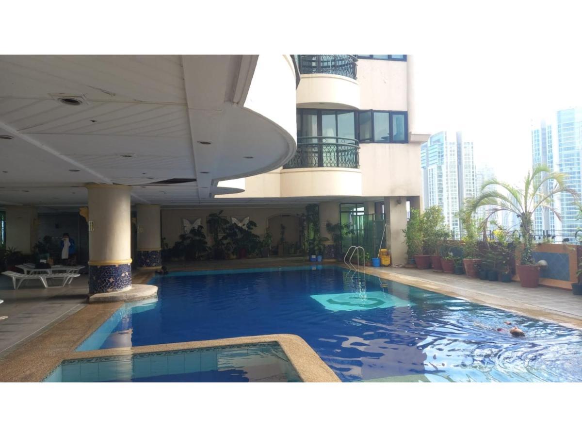 סן פדרו מקאטי Capital O 914 Makati Palace Hotel מראה חיצוני תמונה